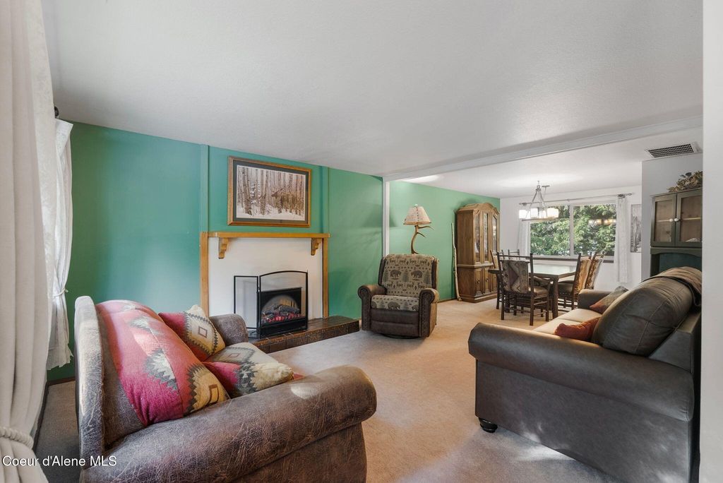 Photo of 256 Vedelwood Dr, Sandpoint, ID 83864 (MLS # 26-1120)