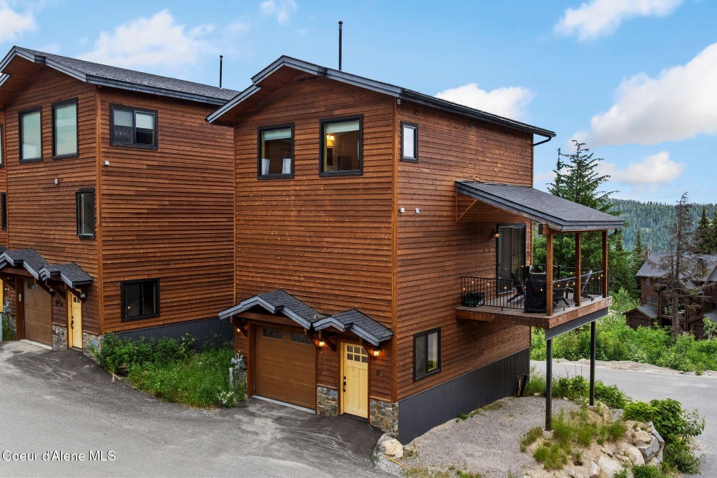 Photo of 21 Harrison Ln, Sandpoint, ID 83864 (MLS # 26-8650)