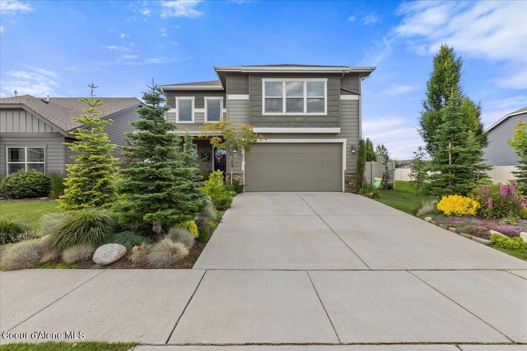 Photo of 4055 Homeward Bound Blvd, Coeur dAlene, ID 83815 (MLS # 26-6120)