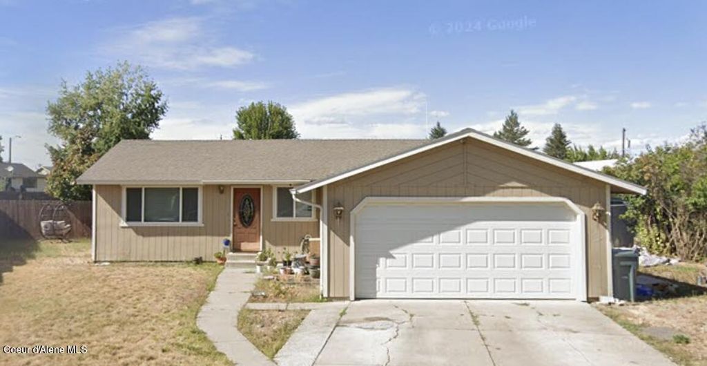 Photo of 218 Sunset DR, Post Falls, ID 83854 (MLS # 26-5275)