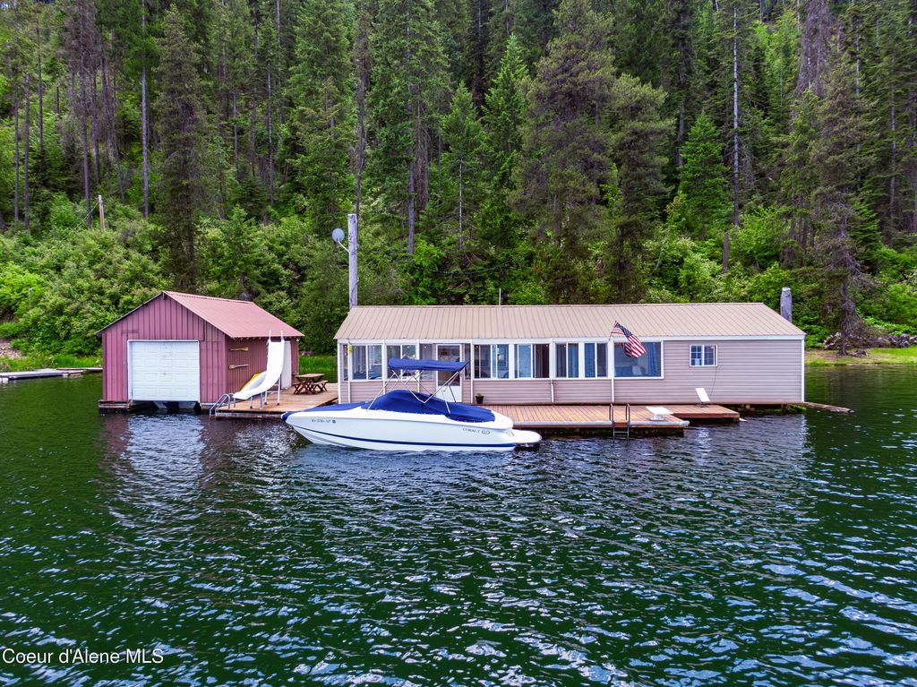 Photo of 11 Hidden Lake Trail Trail, Plummer, ID 83851 (MLS # 26-5396)