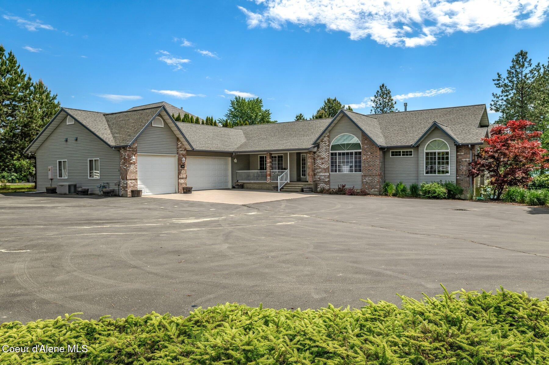 212 W Ponder Point Dr Dr, Sandpoint, Alaska image 1