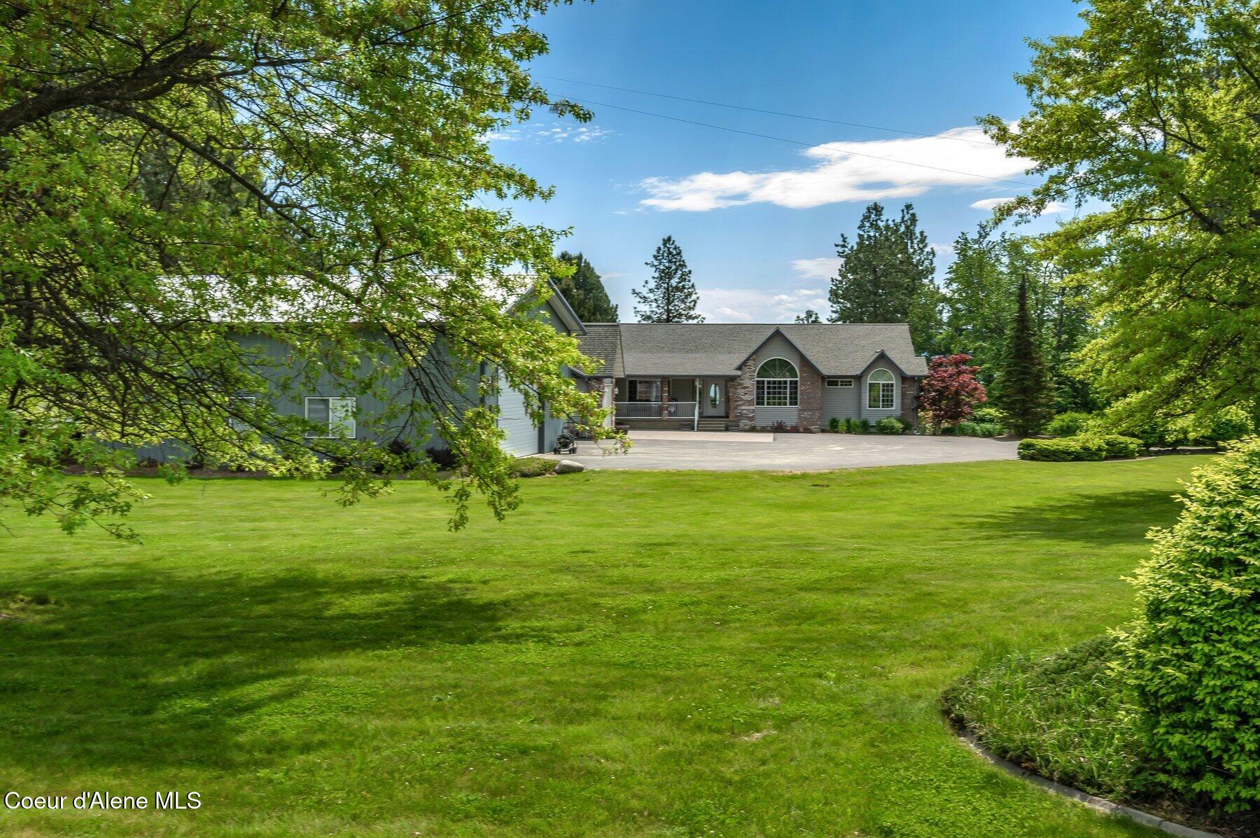 212 W Ponder Point Dr Dr, Sandpoint, Alaska image 2