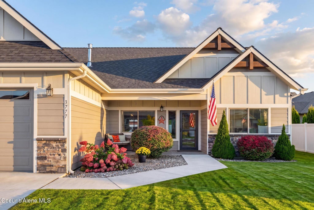 Photo of 3777 MASHIE St, Post Falls, ID 83854 (MLS # 26-10017)