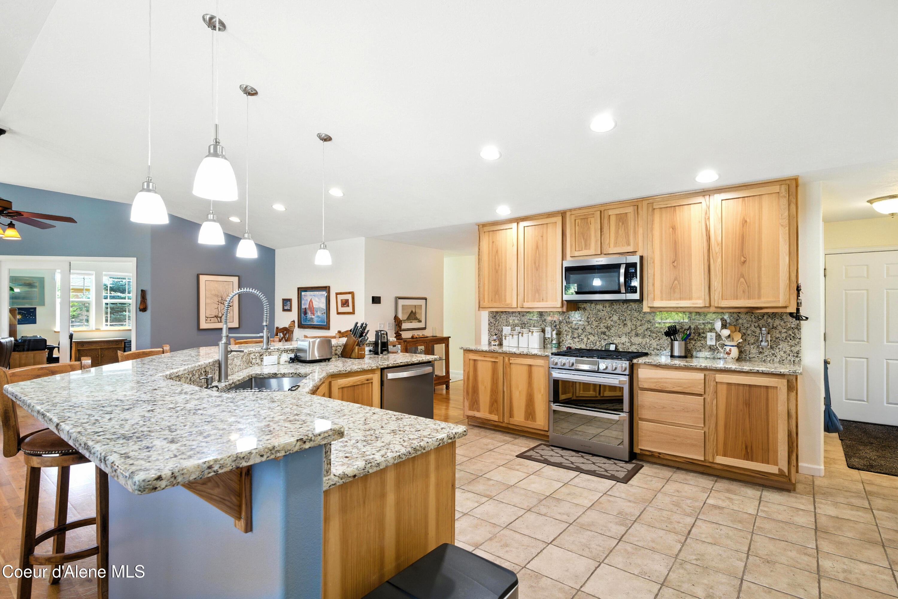 Sagle, Idaho 83860, United States, 4 Bedrooms Bedrooms, ,3 BathroomsBathrooms,Residential,Active,167150