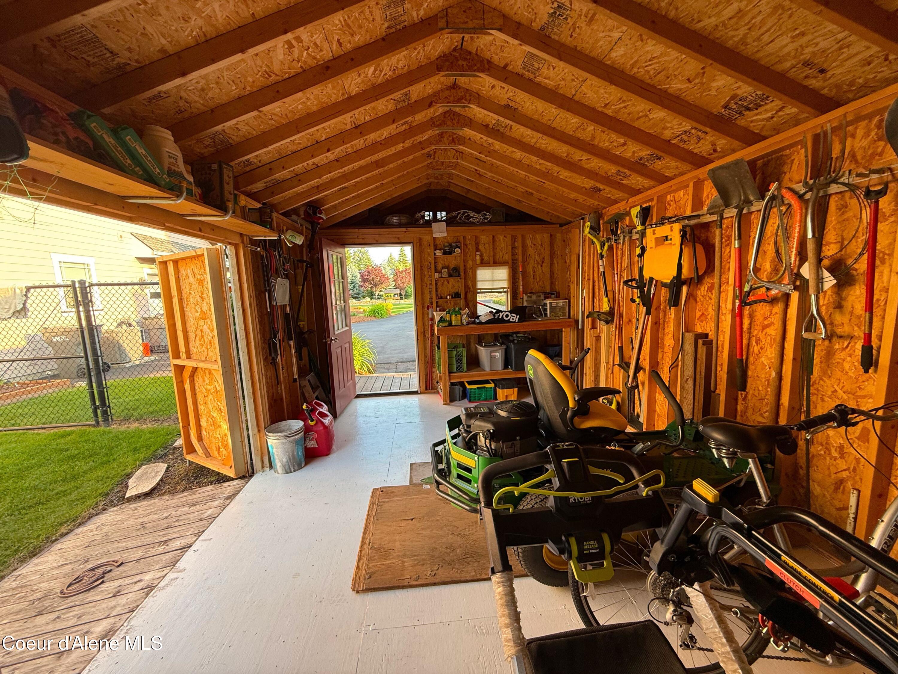 Sagle, Idaho 83860, United States, 4 Bedrooms Bedrooms, ,3 BathroomsBathrooms,Residential,Active,167150