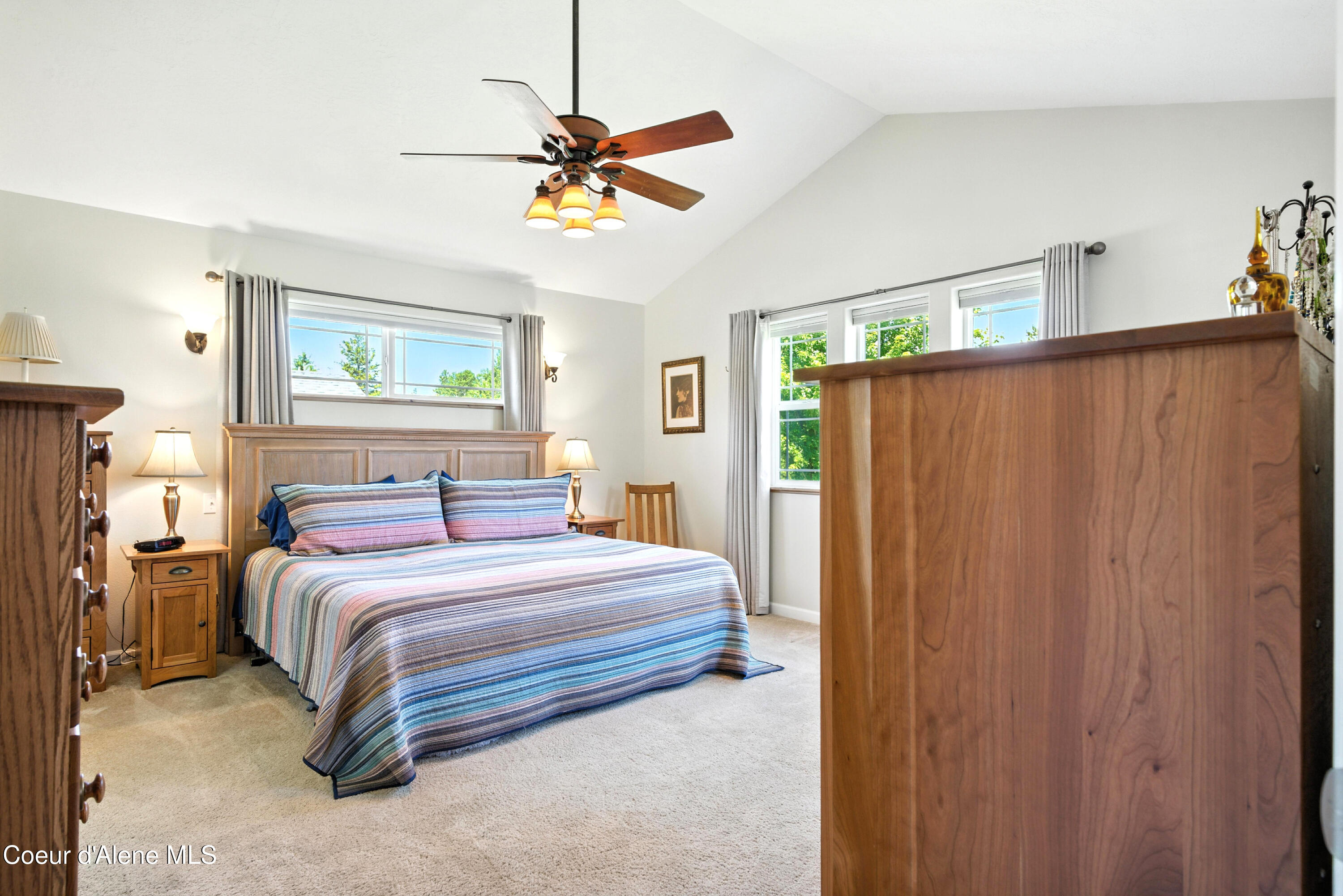 Sagle, Idaho 83860, United States, 4 Bedrooms Bedrooms, ,3 BathroomsBathrooms,Residential,Active,167150