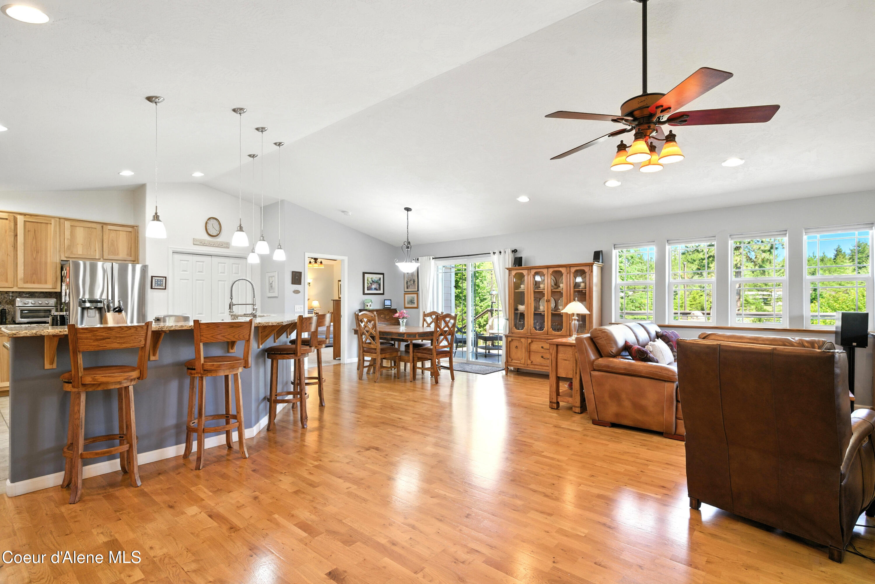 Sagle, Idaho 83860, United States, 4 Bedrooms Bedrooms, ,3 BathroomsBathrooms,Residential,Active,167150