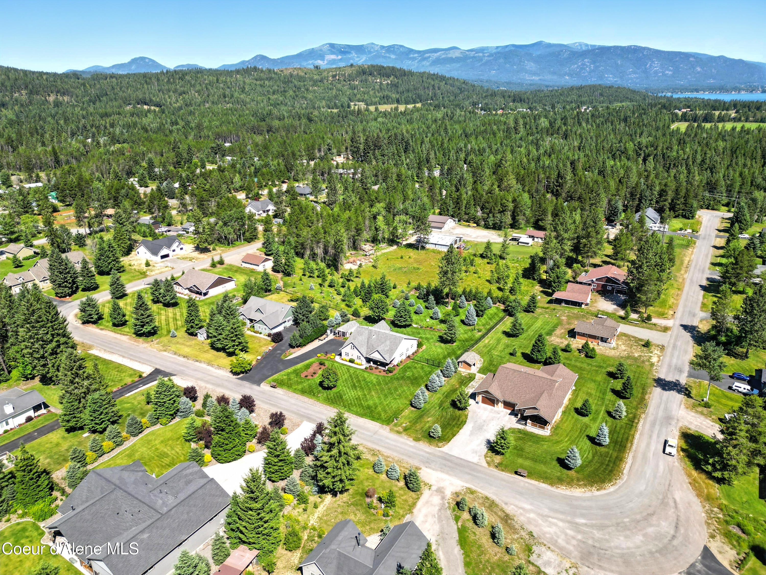 Sagle, Idaho 83860, United States, 4 Bedrooms Bedrooms, ,3 BathroomsBathrooms,Residential,Active,167150