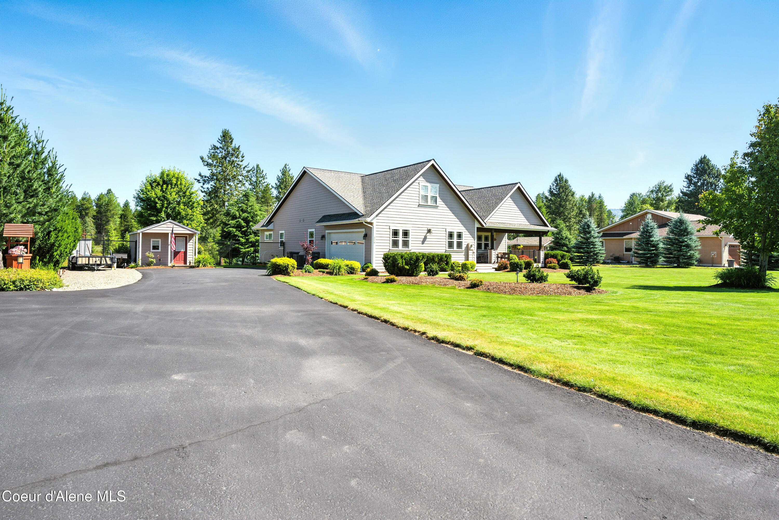 Sagle, Idaho 83860, United States, 4 Bedrooms Bedrooms, ,3 BathroomsBathrooms,Residential,Active,167150