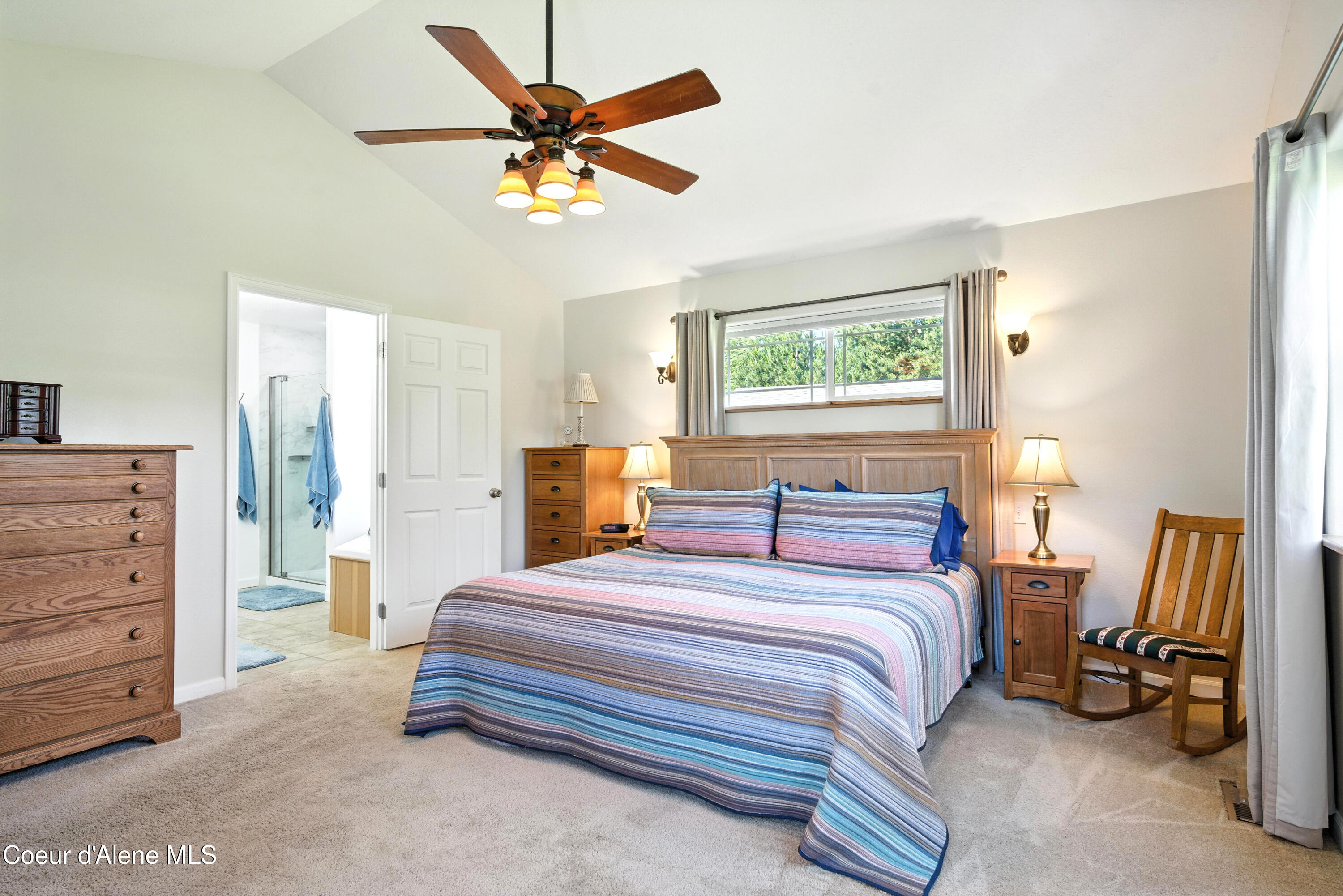 Sagle, Idaho 83860, United States, 4 Bedrooms Bedrooms, ,3 BathroomsBathrooms,Residential,Active,167150