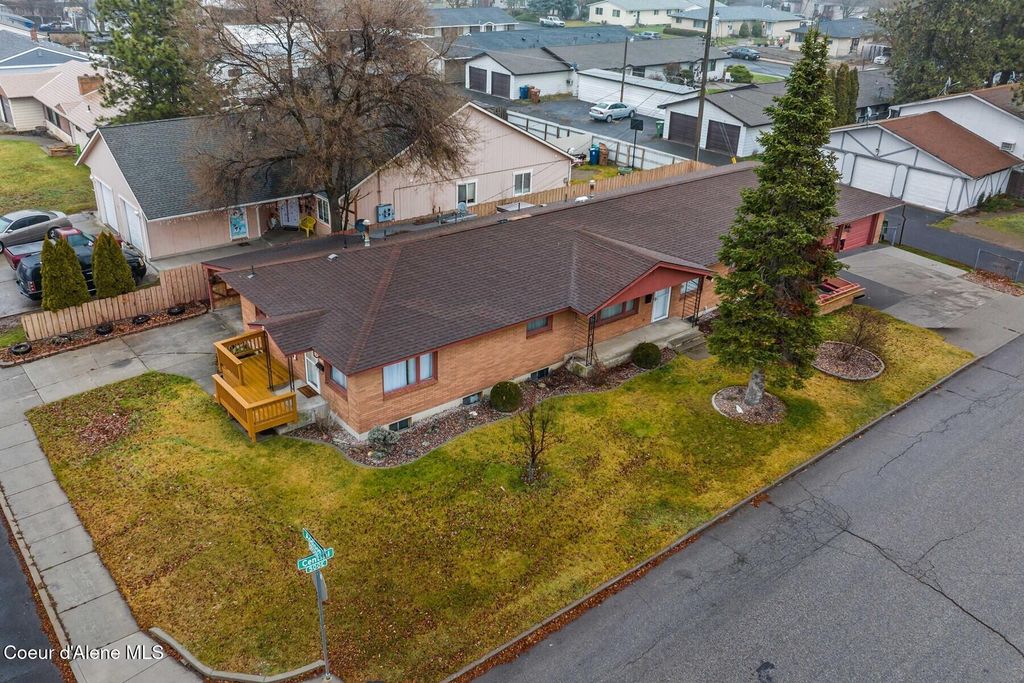 Photo of 5904 Addison St, Spokane, WA 99208 (MLS # 25-11600)