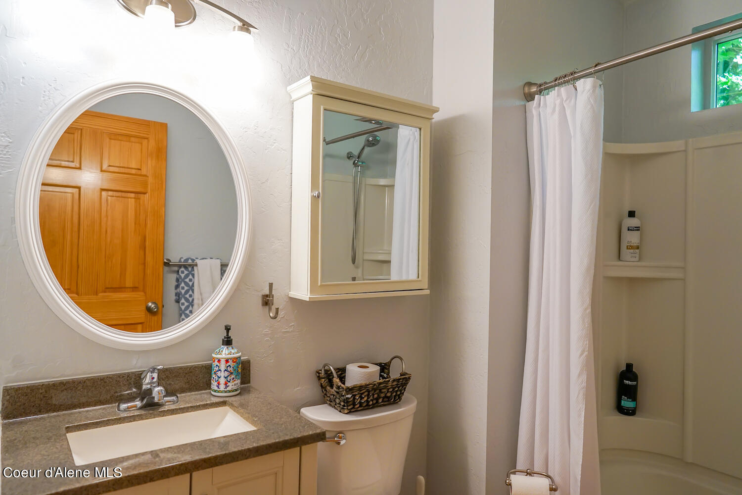 1039 N 3rd St, Coeur d'Alene, Alaska image 24