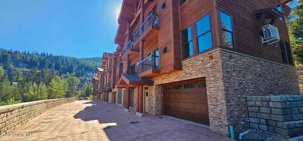 Photo of 84 Hemlock #201, Sandpoint, ID 83864 (MLS # 24-8644)