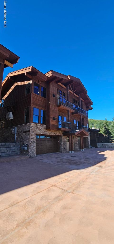 Photo of 84 Hemlock #201, Sandpoint, ID 83864 (MLS # 24-8644)
