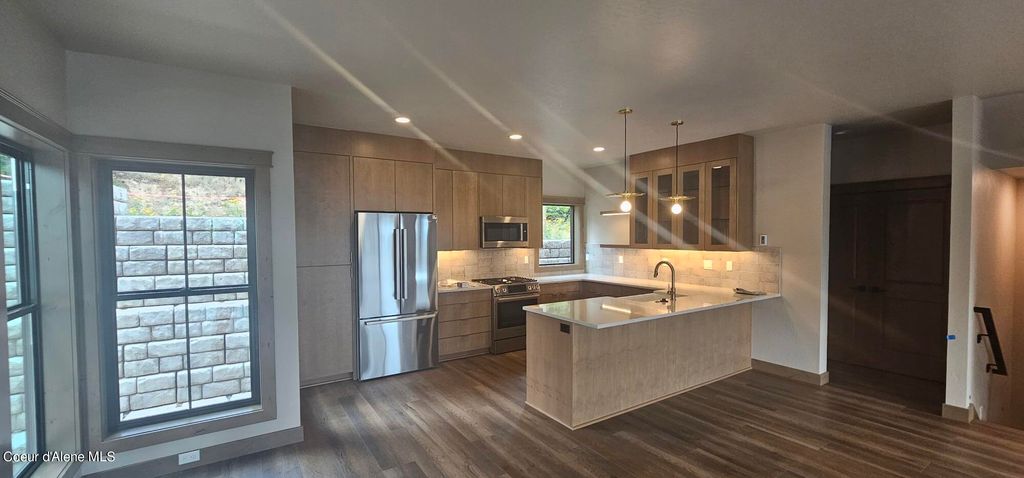 Photo of 84 Hemlock #201, Sandpoint, ID 83864 (MLS # 24-8644)