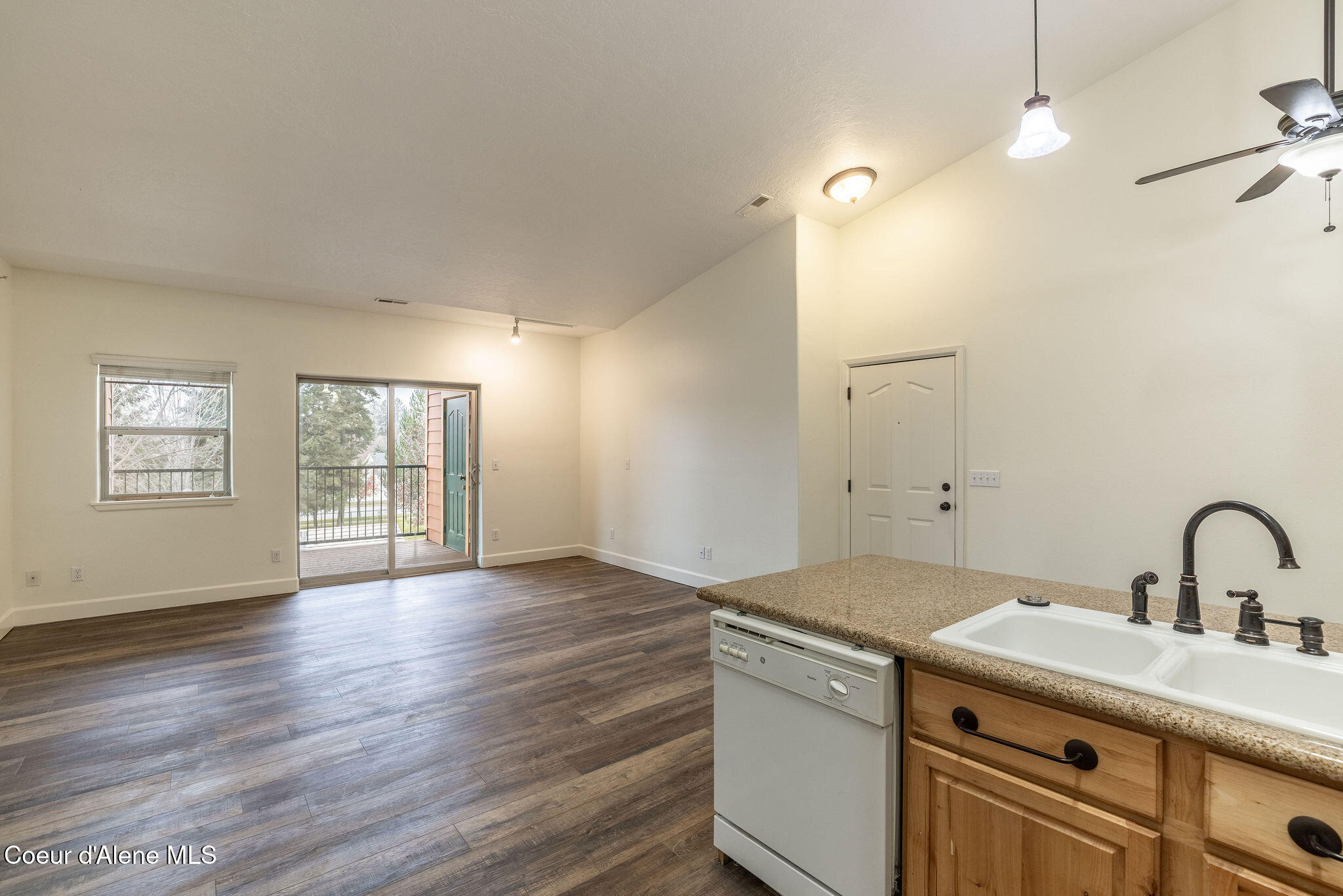 Coeur d'Alene, Idaho 83815, United States, 3 Bedrooms Bedrooms, ,2 BathroomsBathrooms,Residential,Active,29170