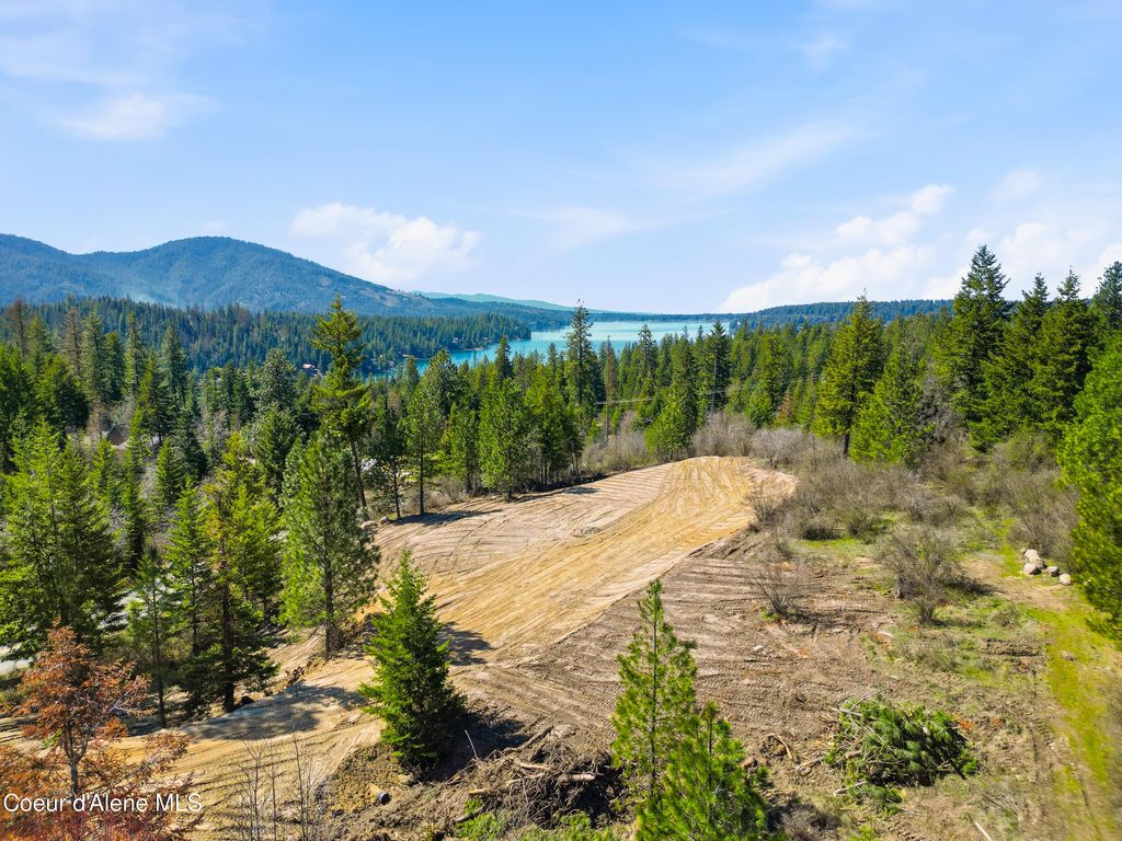 Photo of Lt 3 Hayden Lake Lake, Hayden, ID 83835 (MLS # 26-3490)