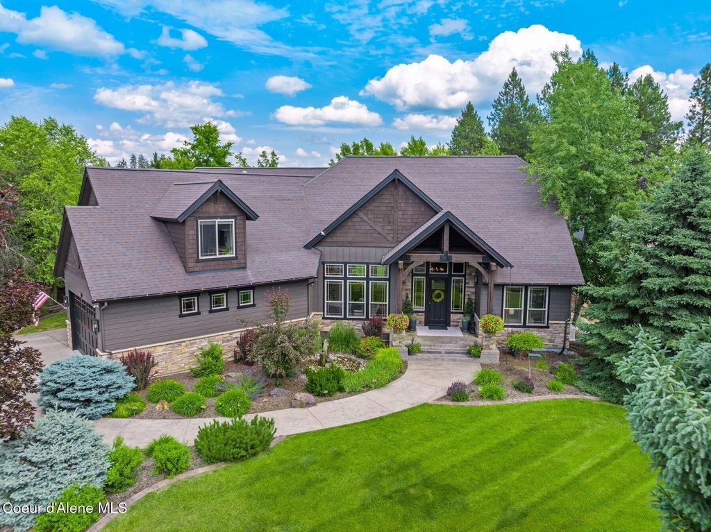 Photo of 12752 PEBBLE CREEK Creek, Hayden, ID 83835 (MLS # 26-2323)