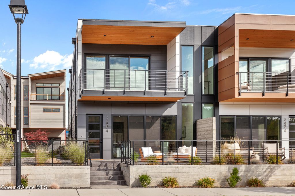 Photo of 2484 Atlas Road Road, Coeur dAlene, ID 83815 (MLS # 25-9842)
