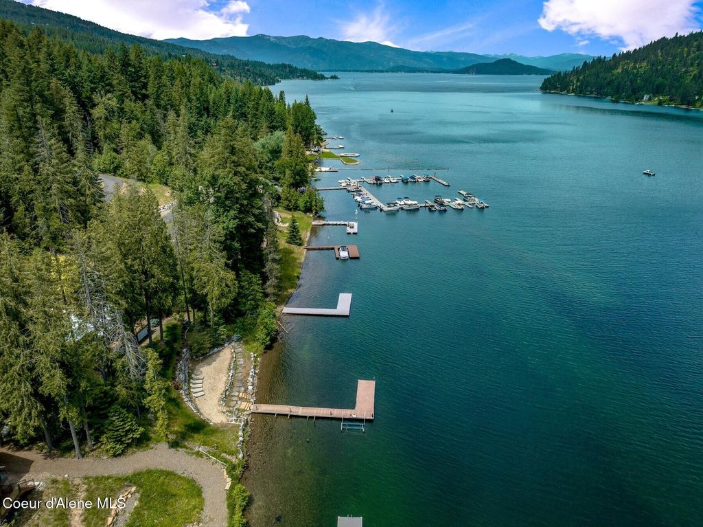 Photo of 130 Cedar Shoals Shoals, Sagle, ID 83860 (MLS # 25-5262)