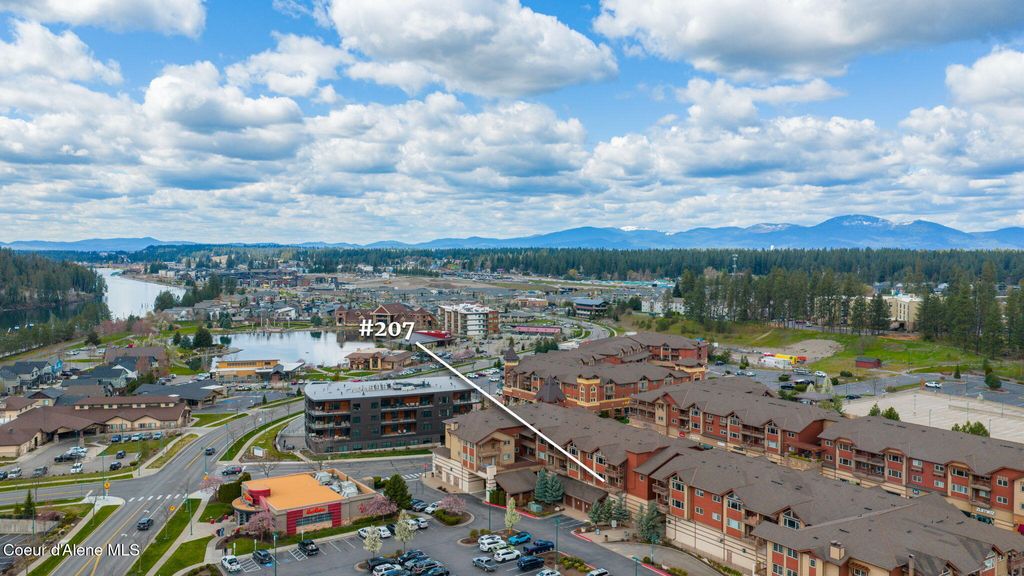 Photo of 2050 Main St #207, Coeur dAlene, ID 83814 (MLS # 26-3684)