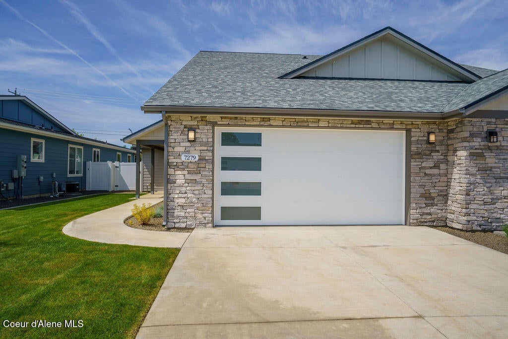 Photo of 7279 Grafton St, Coeur dAlene, ID 83815 (MLS # 26-7712)