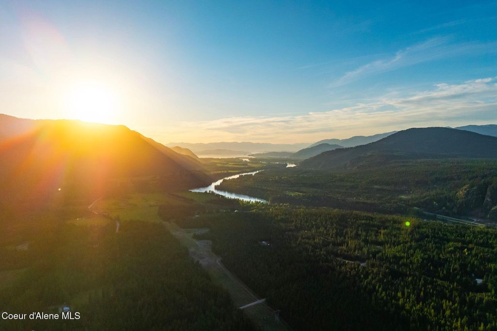 Photo of 6693 River RD, Clark Fork, ID 83811 (MLS # 26-4984)
