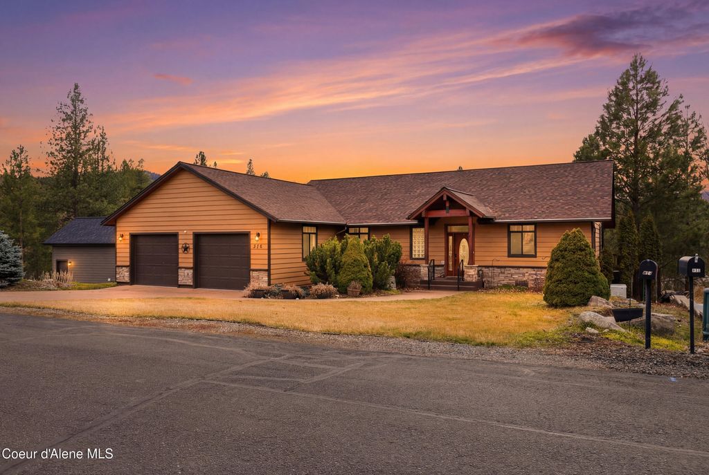 Photo of 418 Hanaford Rd, Blanchard, ID 83804 (MLS # 26-1939)