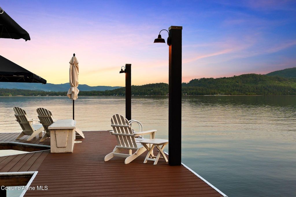 Photo of 1515 Northshore Dr, Sandpoint, ID 83864 (MLS # 25-5463)