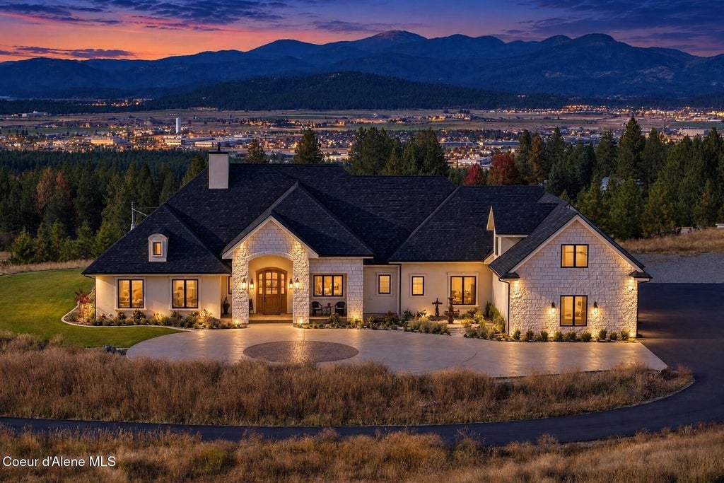 Photo of 15886 Carmel, Post Falls, ID 83854 (MLS # 26-9864)