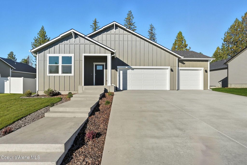 Photo of 3293 Corvus St, Post Falls, ID 83854 (MLS # 25-9300)
