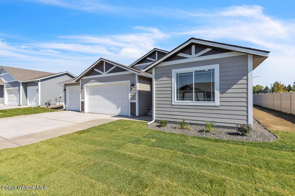 Photo of 4260 Arrowleaf Loop, Post Falls, ID 83854 (MLS # 26-2496)