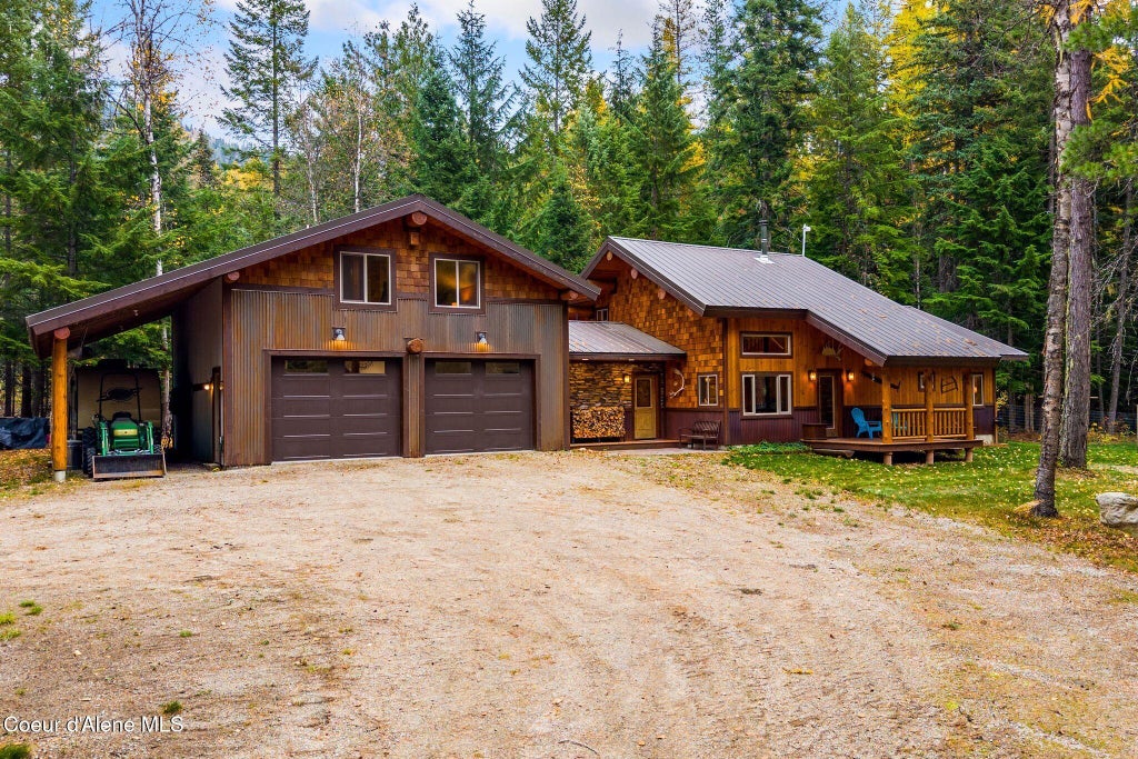Photo of 137 Puffin RD, Sandpoint, ID 83864 (MLS # 26-10560)