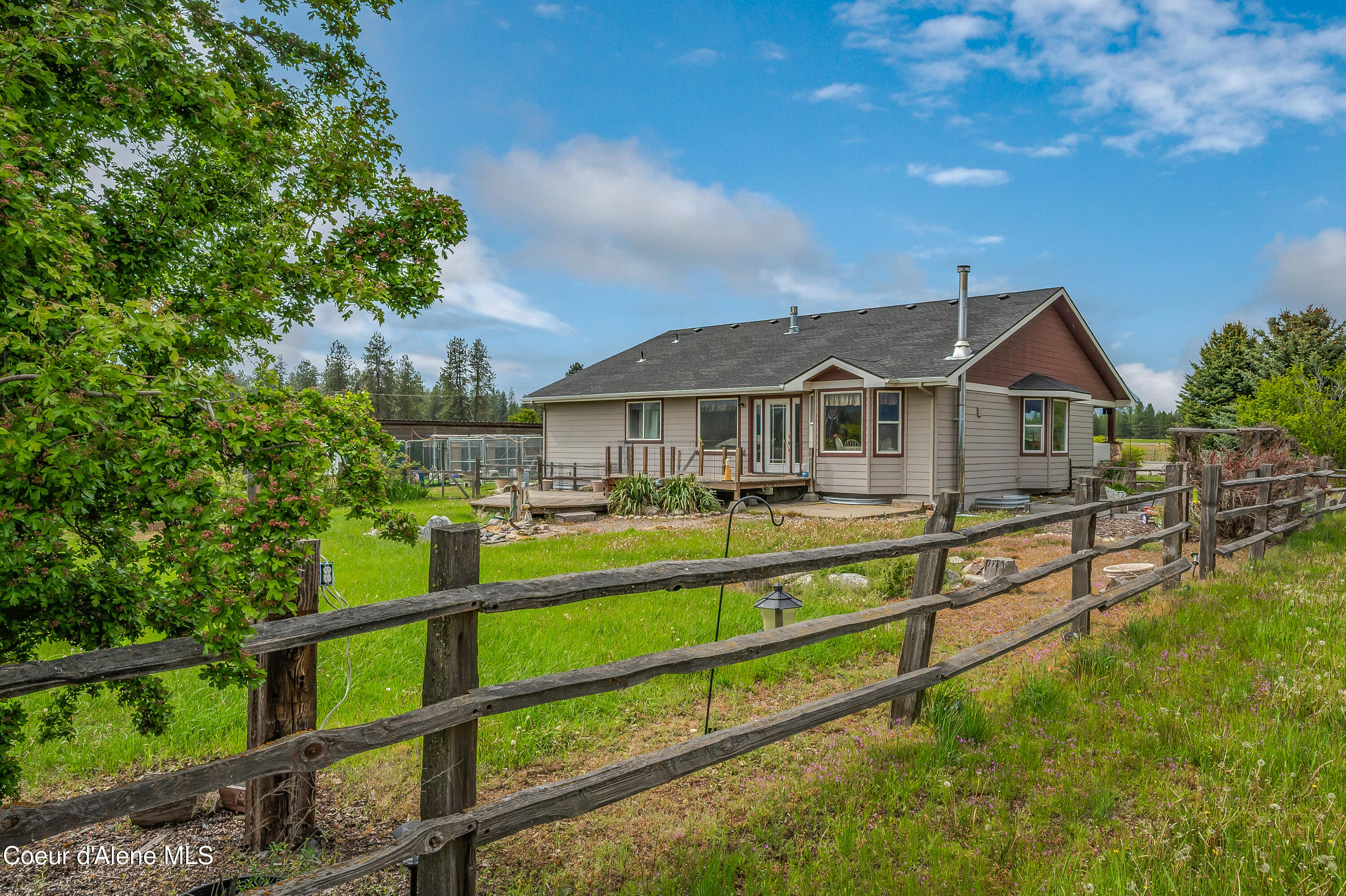 222 E Remington Rd, Athol, Idaho image 7