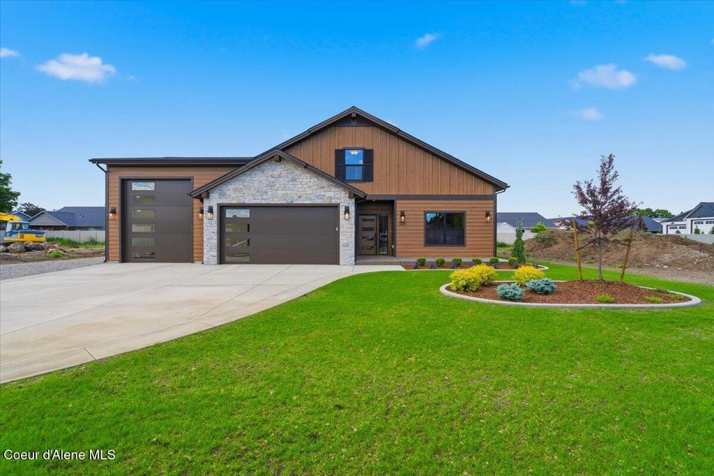 Photo of 1371 Tamarindo Ln, Hayden, ID 83835 (MLS # 25-10996)