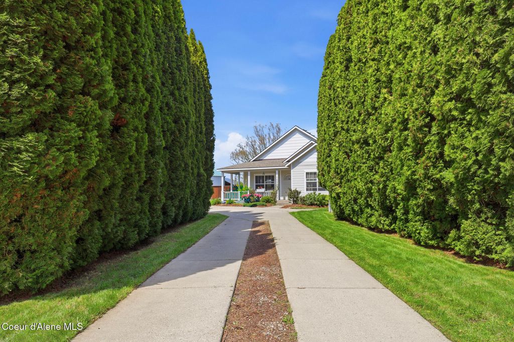 Photo of 10957 DANIELLE Rd, Hayden, ID 83835 (MLS # 26-4614)