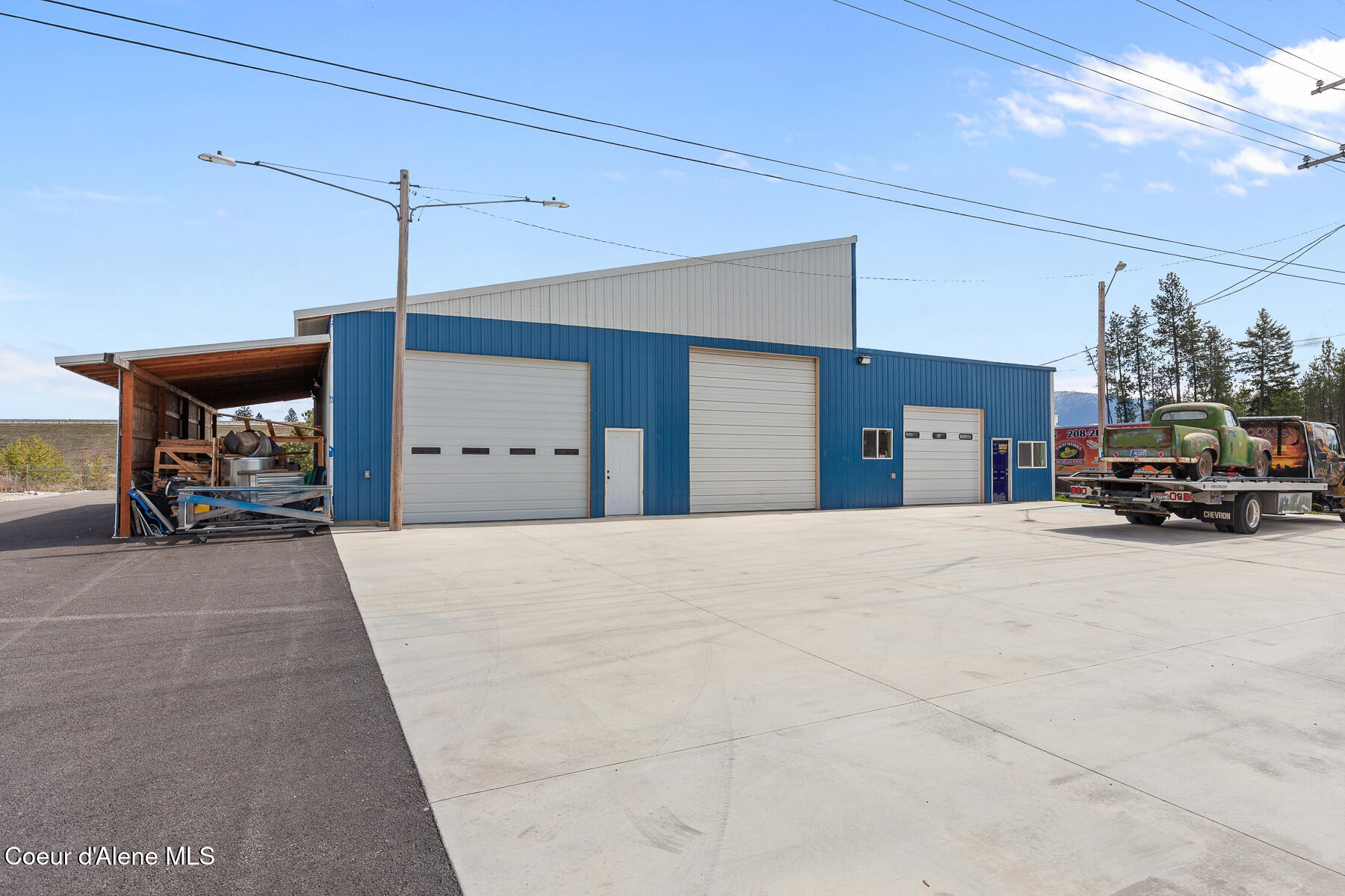 30500 Old Highway 95