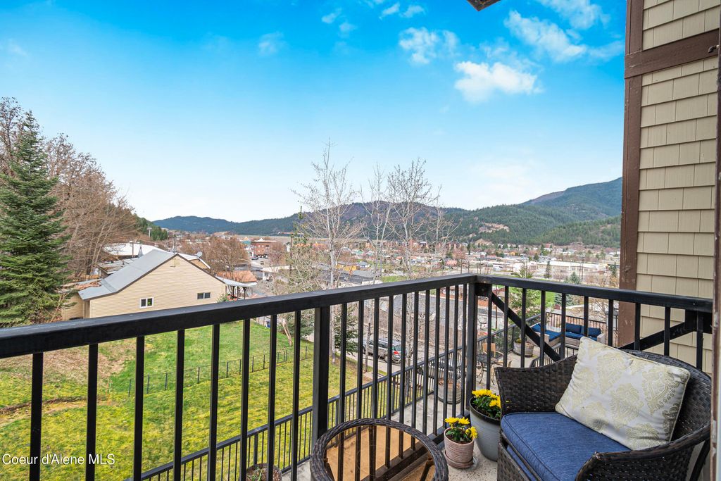 Photo of 308 Ohio #UNIT 202, Kellogg, ID 83837 (MLS # 26-4872)