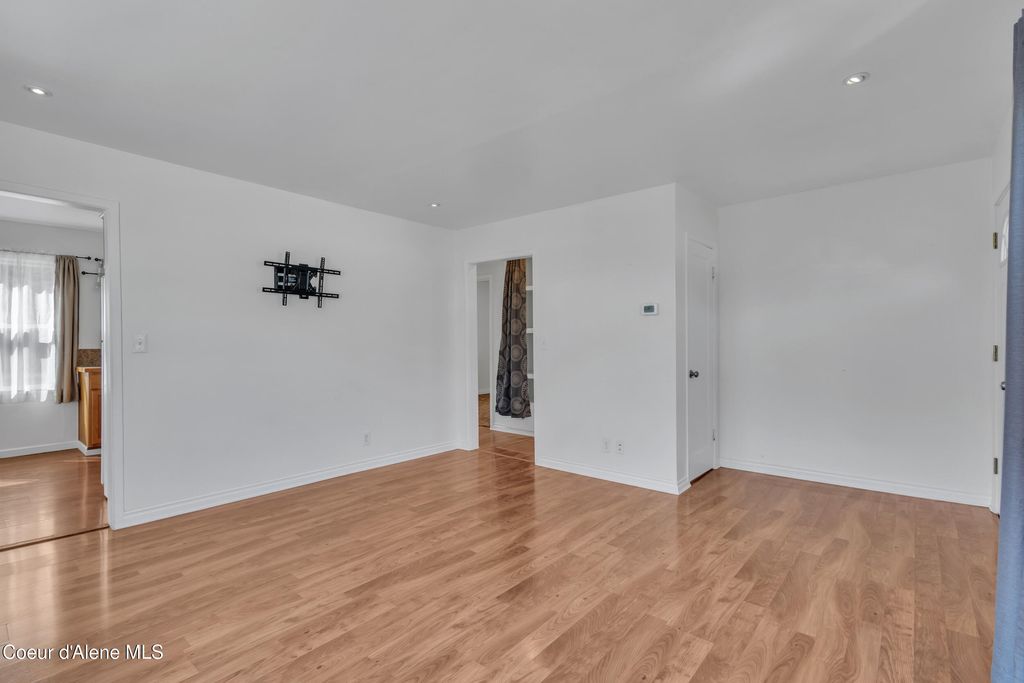Photo of 313 Larch Ave, Osburn, ID 83849 (MLS # 26-4383)