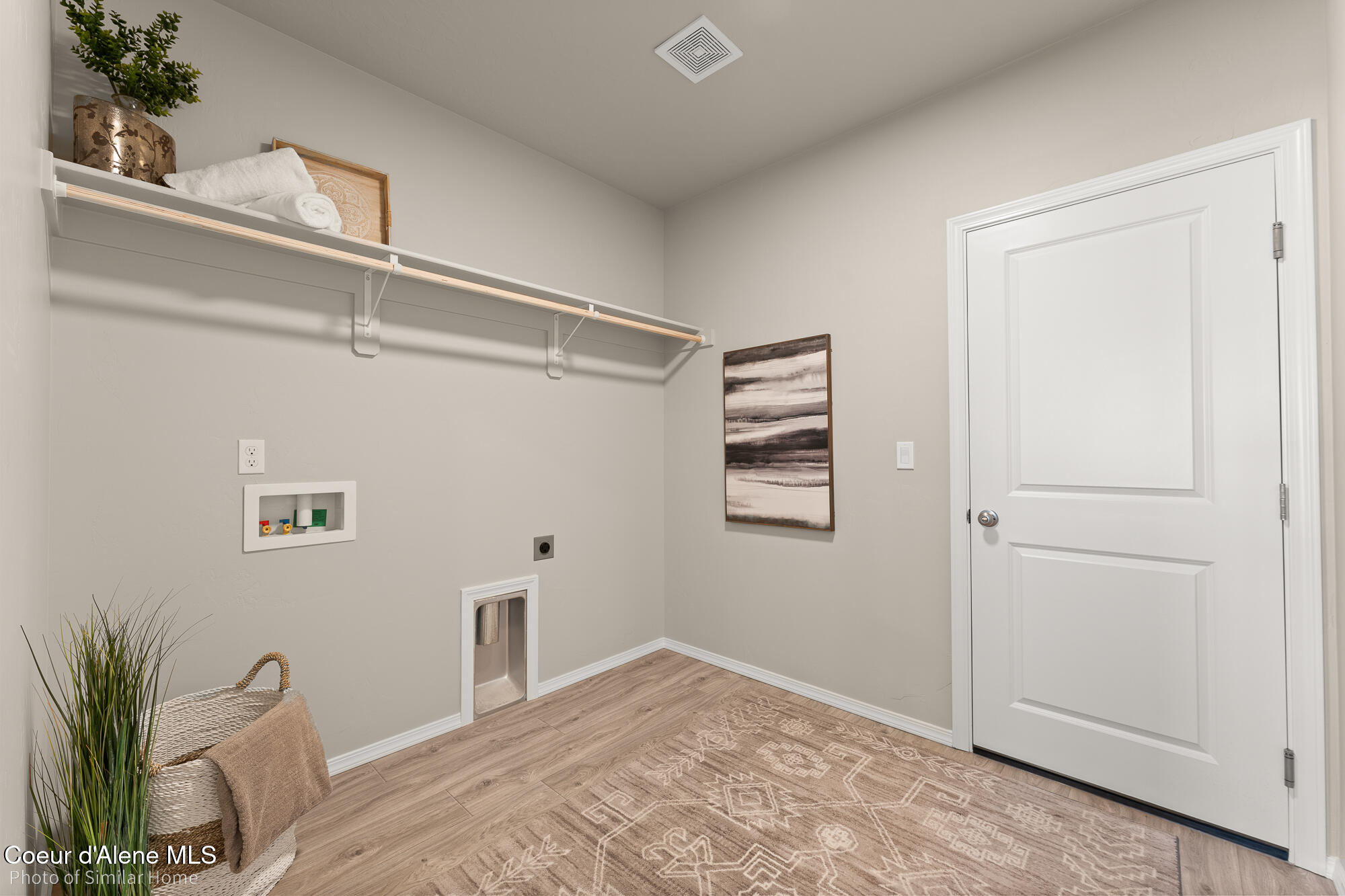 Post Falls, Idaho 83854, United States, 3 Bedrooms Bedrooms, ,2 BathroomsBathrooms,Residential,Active,198169