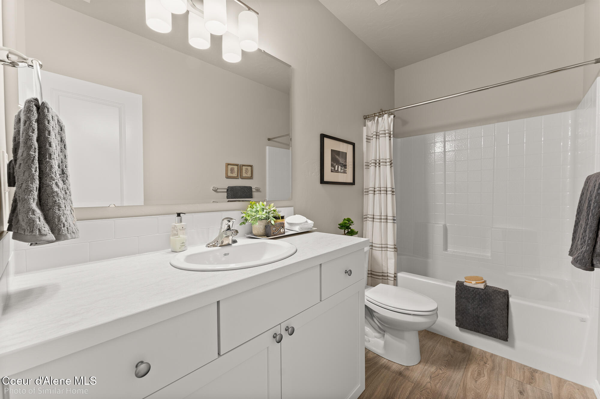 Post Falls, Idaho 83854, United States, 3 Bedrooms Bedrooms, ,2 BathroomsBathrooms,Residential,Active,198169