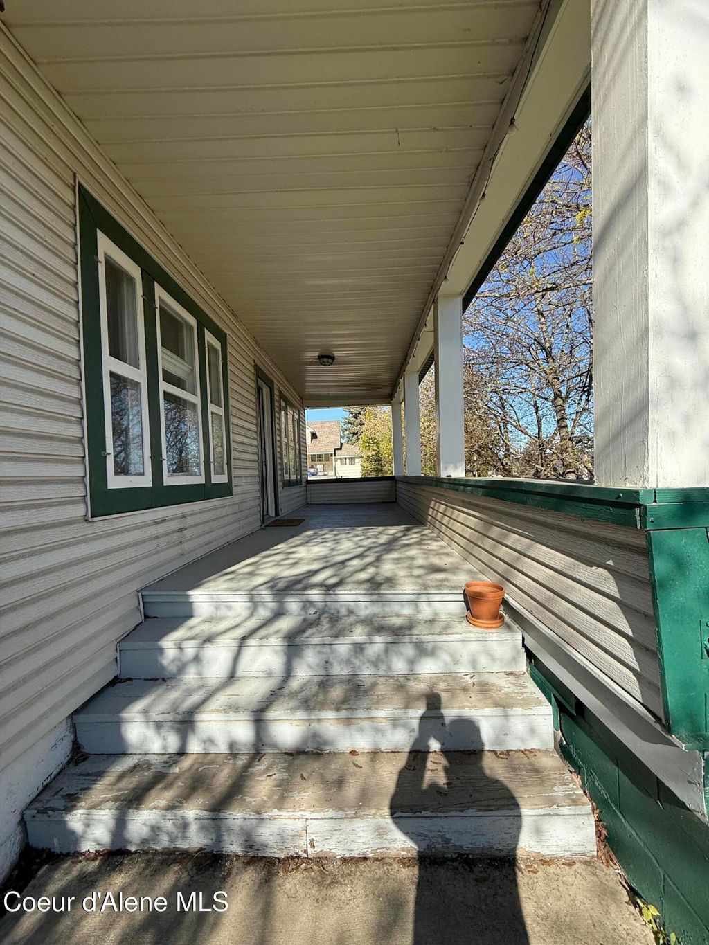 Photo of 1027 Jefferson, St. Maries, ID 83861 (MLS # 26-4264)