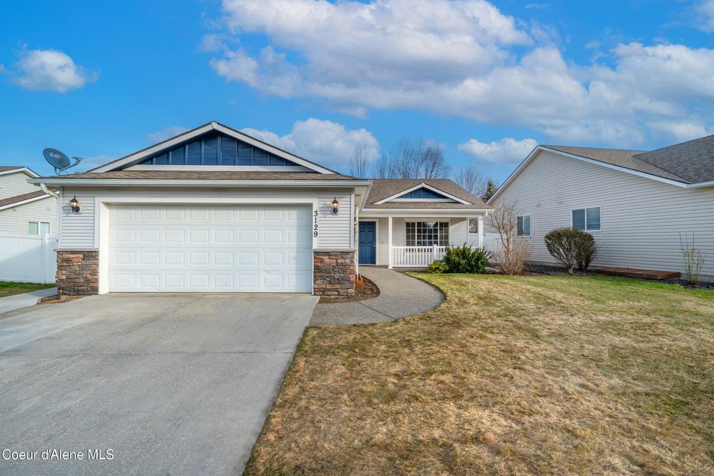 Photo of 3129 VERSAILLES Dr, Coeur dAlene, ID 83815 (MLS # 26-990)