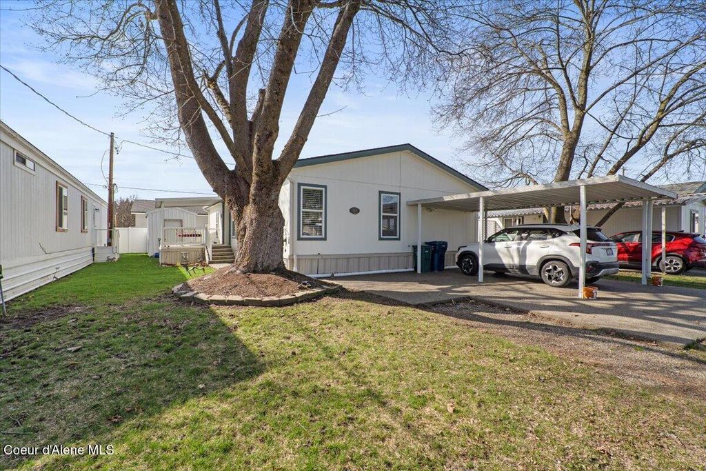 Photo of 568 MYRIAH Loop #18, Coeur dAlene, ID 83815 (MLS # 25-11030)