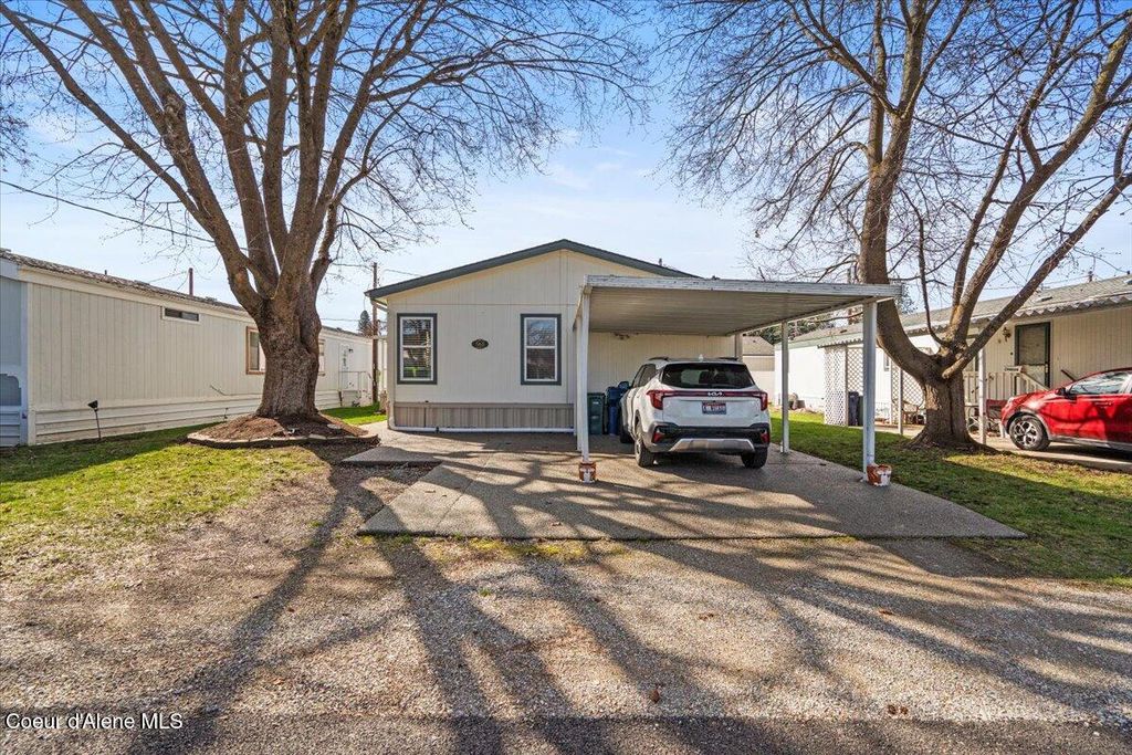 Photo of 568 MYRIAH Loop #18, Coeur dAlene, ID 83815 (MLS # 25-11030)