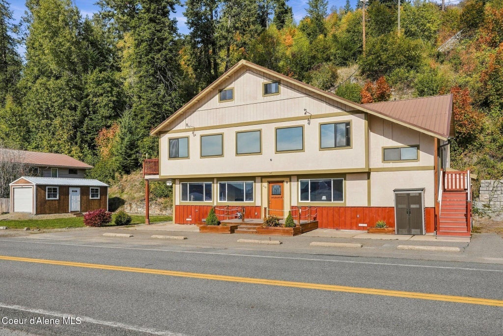 Photo of 218 Main St, Hope, ID 83836 (MLS # 26-10103)