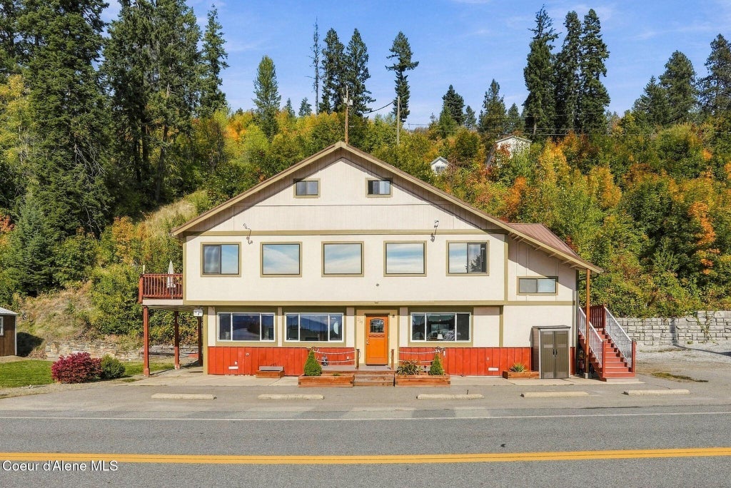Photo of 218 Main St, Hope, ID 83836 (MLS # 26-10103)