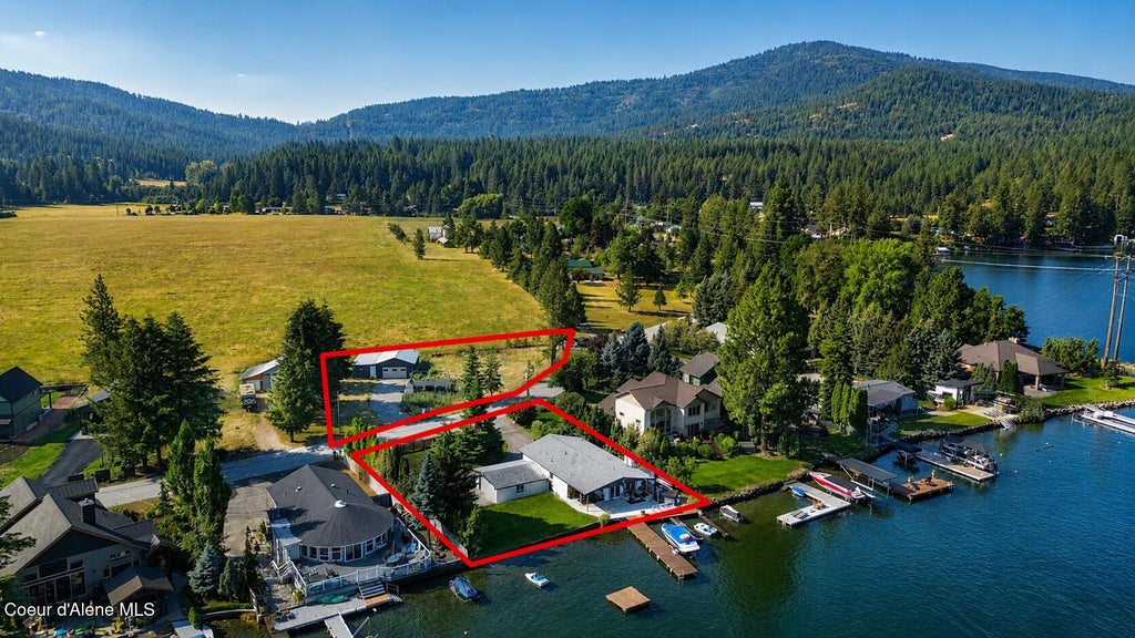 Photo of 9509 Driftwood DR, Coeur dAlene, ID 83814 (MLS # 26-7668)
