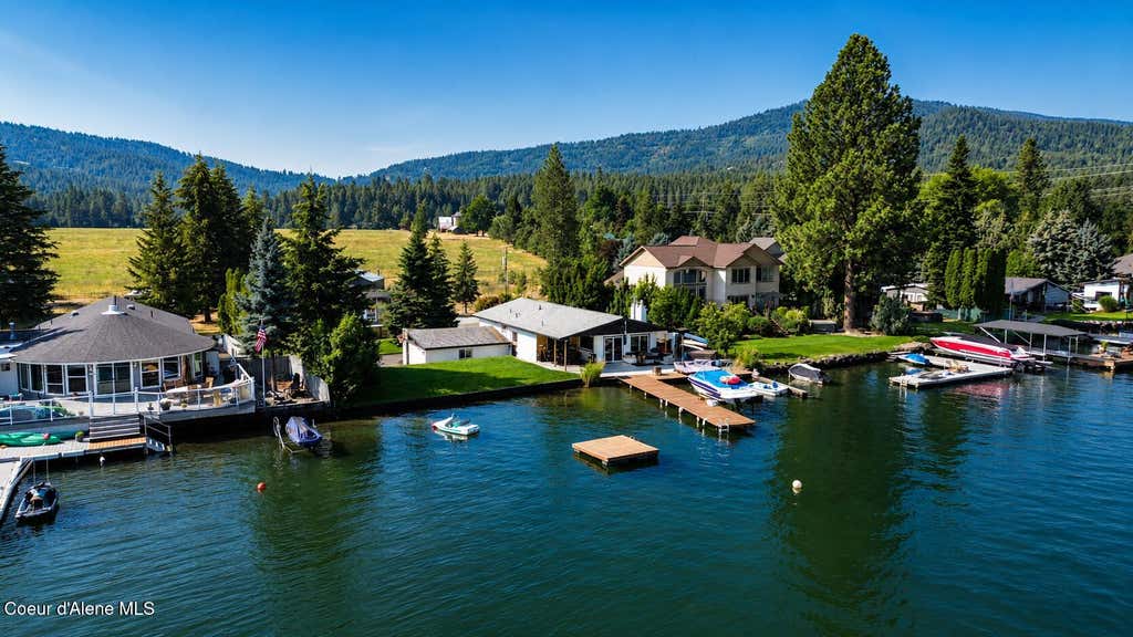 Photo of 9509 Driftwood DR, Coeur dAlene, ID 83814 (MLS # 26-7668)